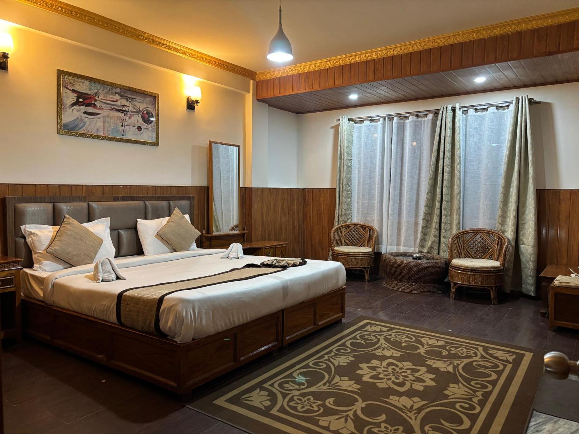Hotel Kasturi Palace & Restaurant Darjeeling 大吉岭 外观 照片