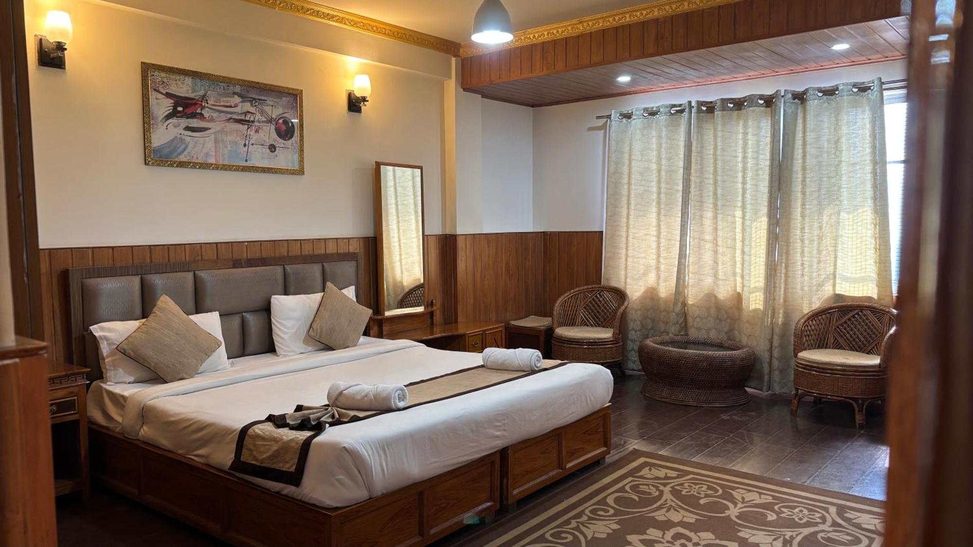 Hotel Kasturi Palace & Restaurant Darjeeling 大吉岭 外观 照片