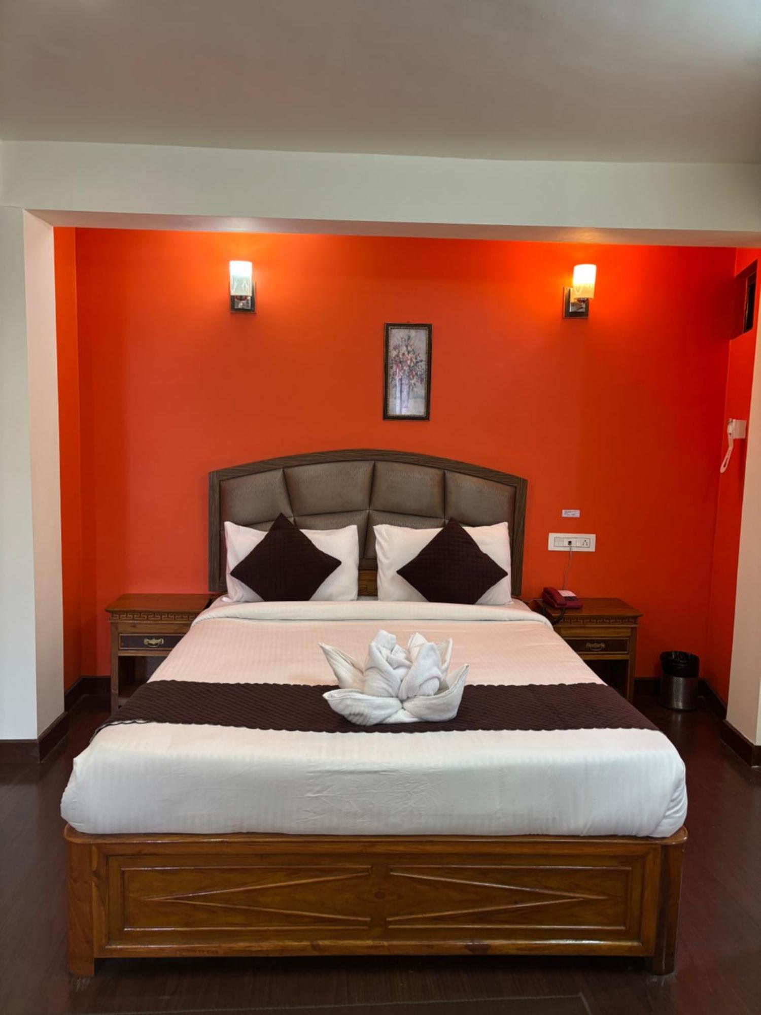 Hotel Kasturi Palace & Restaurant Darjeeling 大吉岭 外观 照片