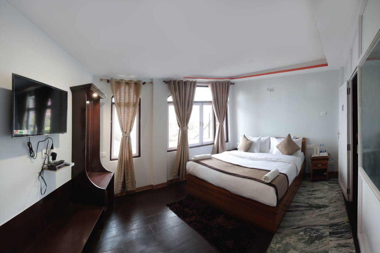 Hotel Kasturi Palace & Restaurant Darjeeling 大吉岭 外观 照片